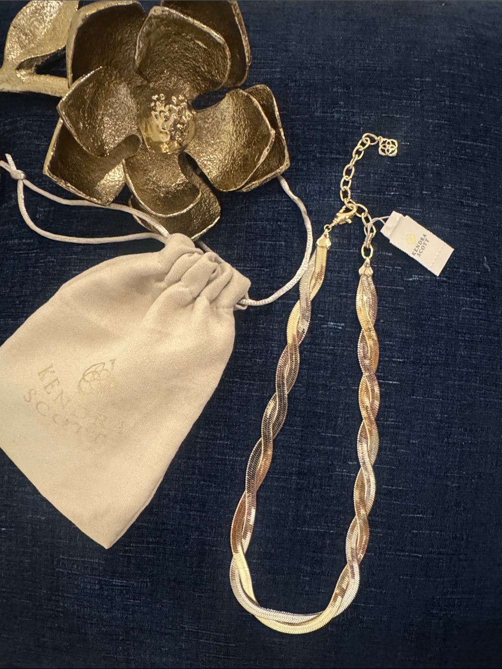 NWT Kendra Scott Gold and Silver Toned Shiny Twisted Mesh Statement Necklace